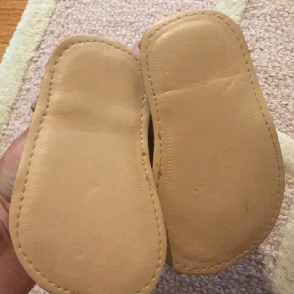 Gap shoes